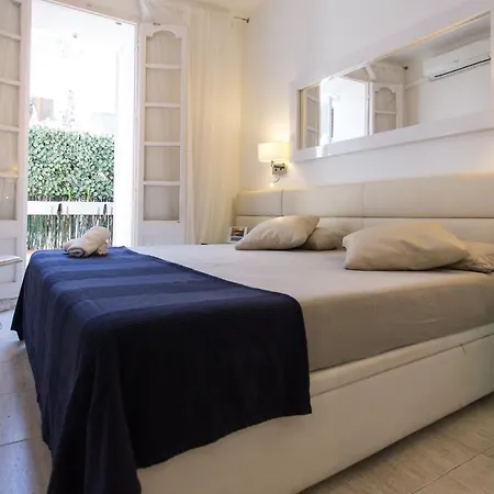 Apart En El Centro Con Terraza Le Blanc Sitges